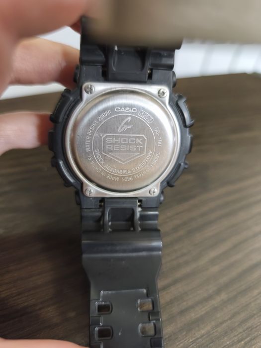 Продам чоловічий годинник