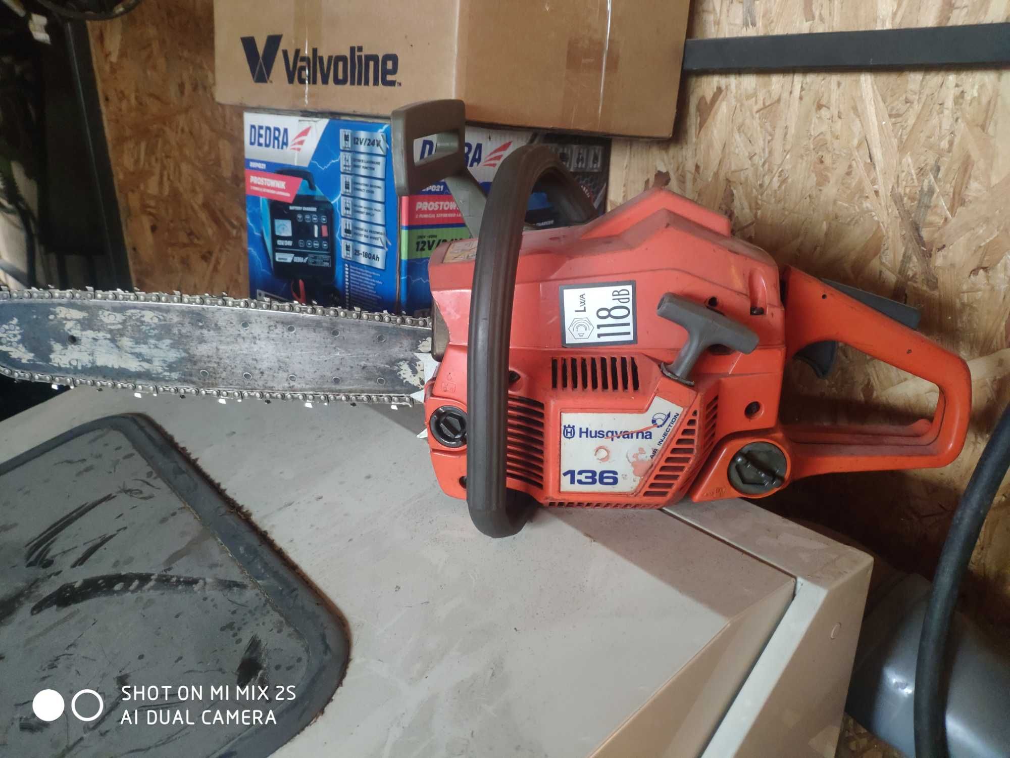 Husqvarna 136. Nie 142-137