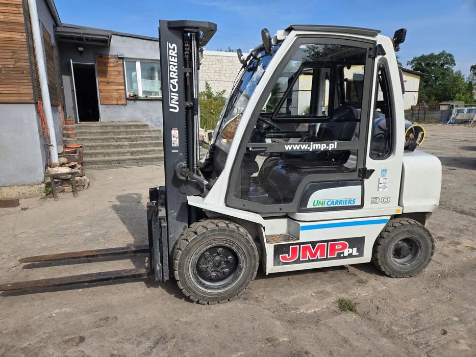 UniCarriers UG1D2A30LQ  Wózek Widłowy UniCarriersUG1D2A30LQ