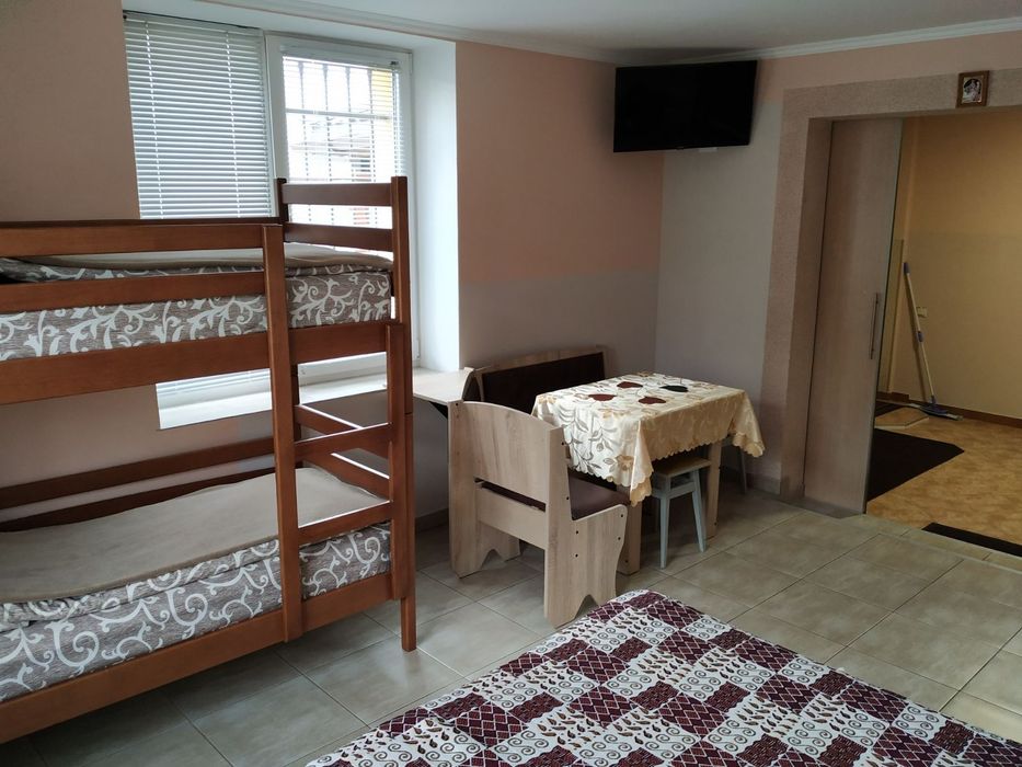 Частина особняка подобово у Львові.