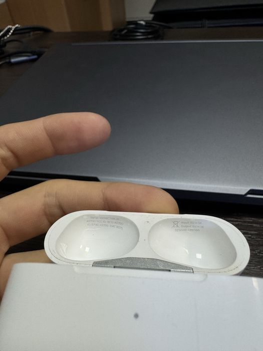 Кейс до навушників AirPods Pro з MagSafe Charging Case