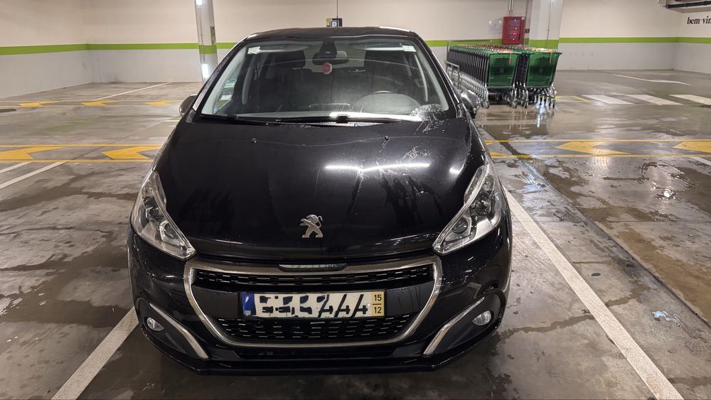 Peugeot 208 Dez/2015