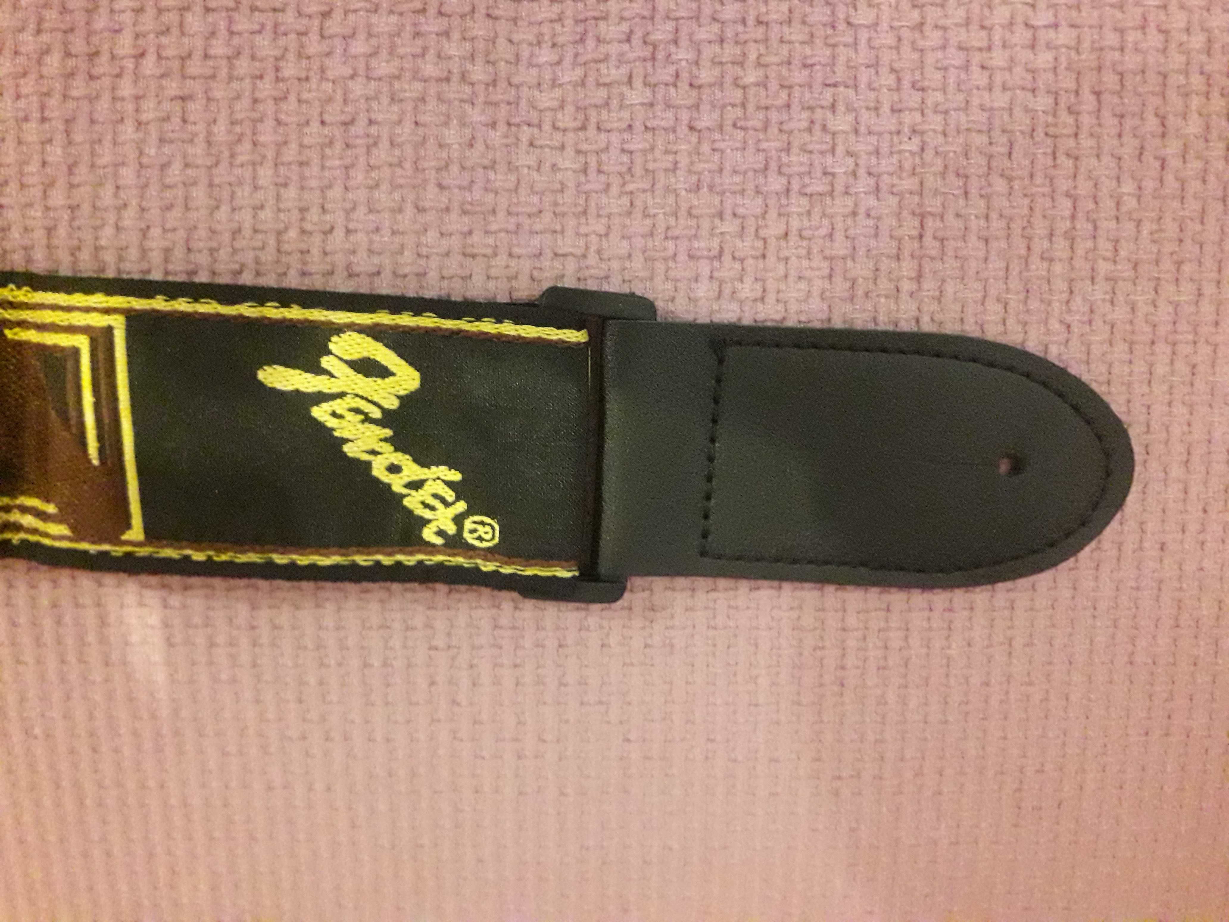 Brązowy pasek z napisem Fender do gitary elektrycznej lub akustycznej