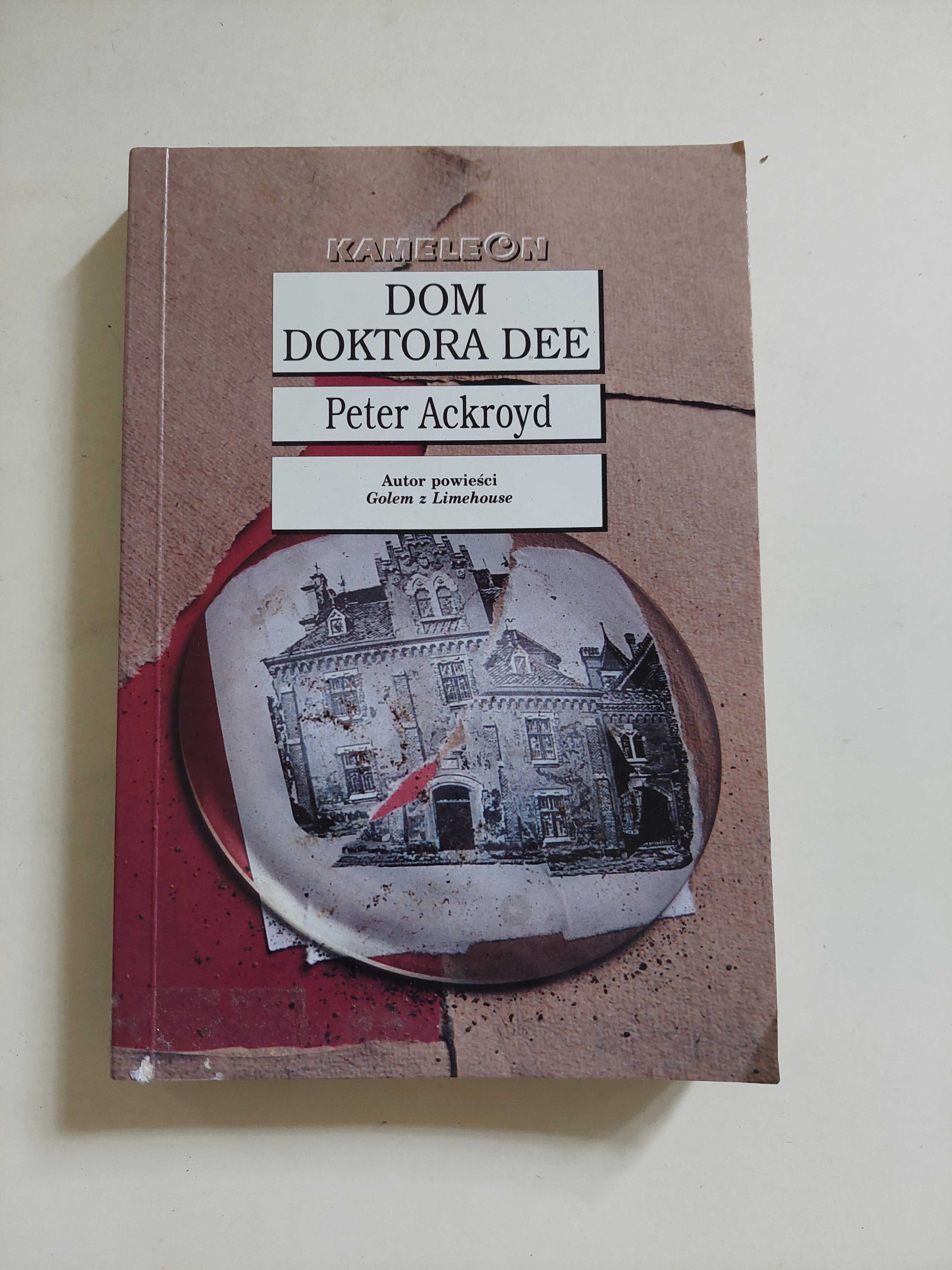 Dom doktora DEE Peter Ackroyd