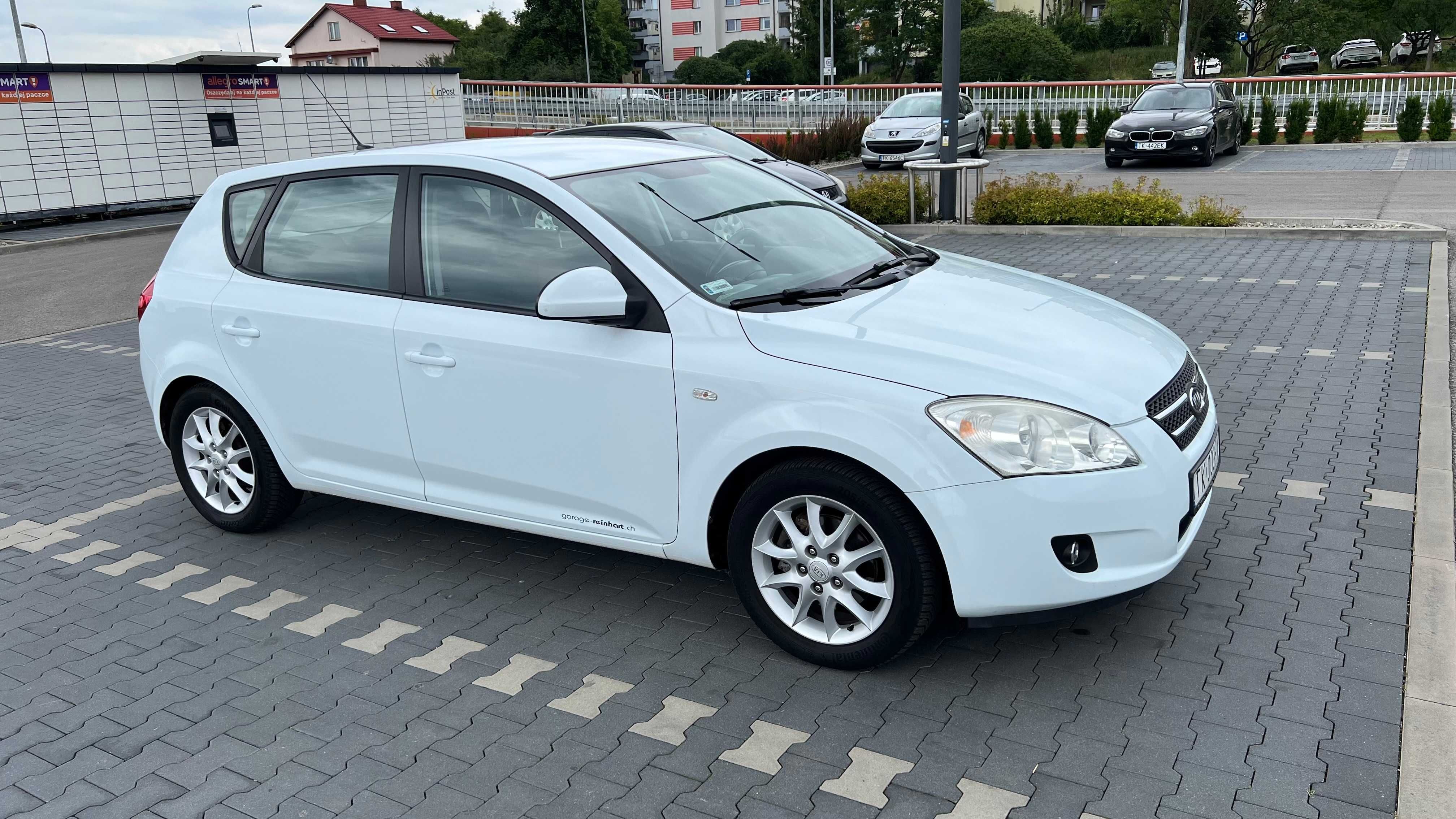 Kia Cee'd 1.6, niski przebieg, automatyczna klima, bardzo zadbany