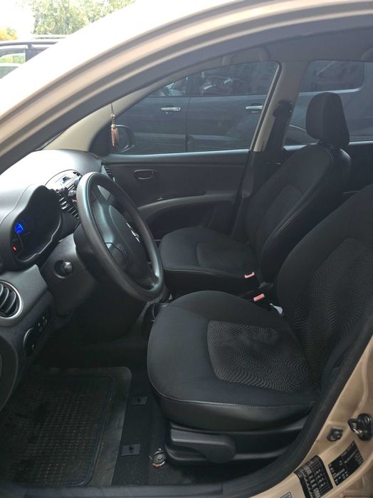 Hyundai i10 2011