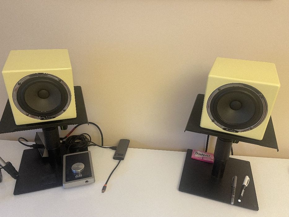 Колонки/монітори Avatone mixcube active