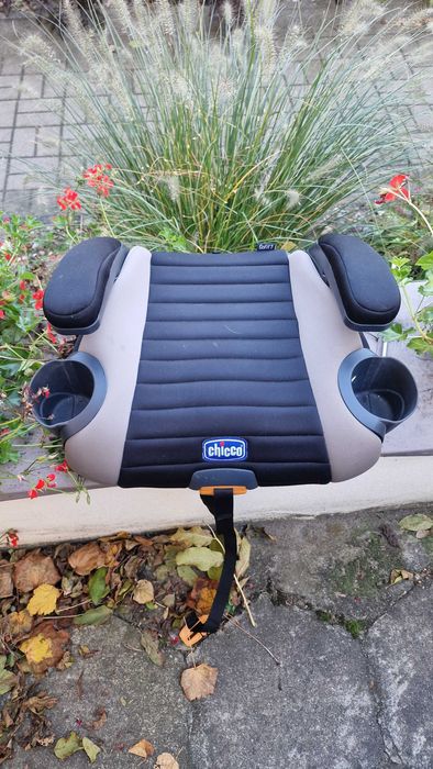 CHICCO GoFit Plus - Fotelik / podstawka booster 22 - 36kg ISOFIX