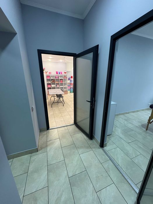 Офісне приміщення в центрі міста по вул. Небесної Сотні