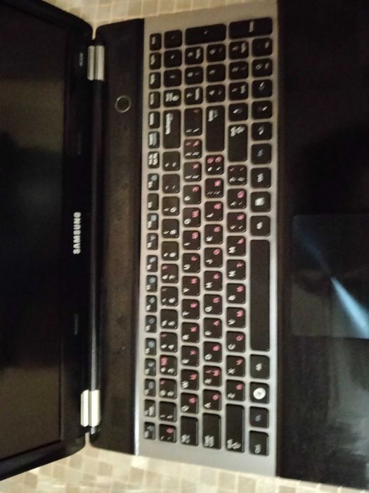 Ноутбук Samsung rc530