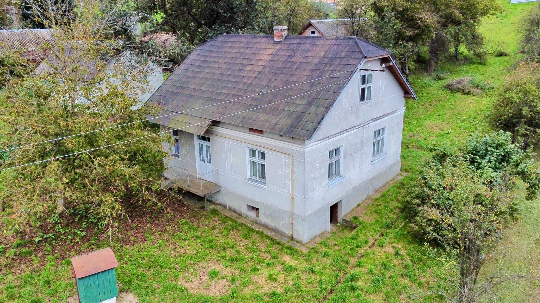 Продається житловий будинок у с.Почаєвичі