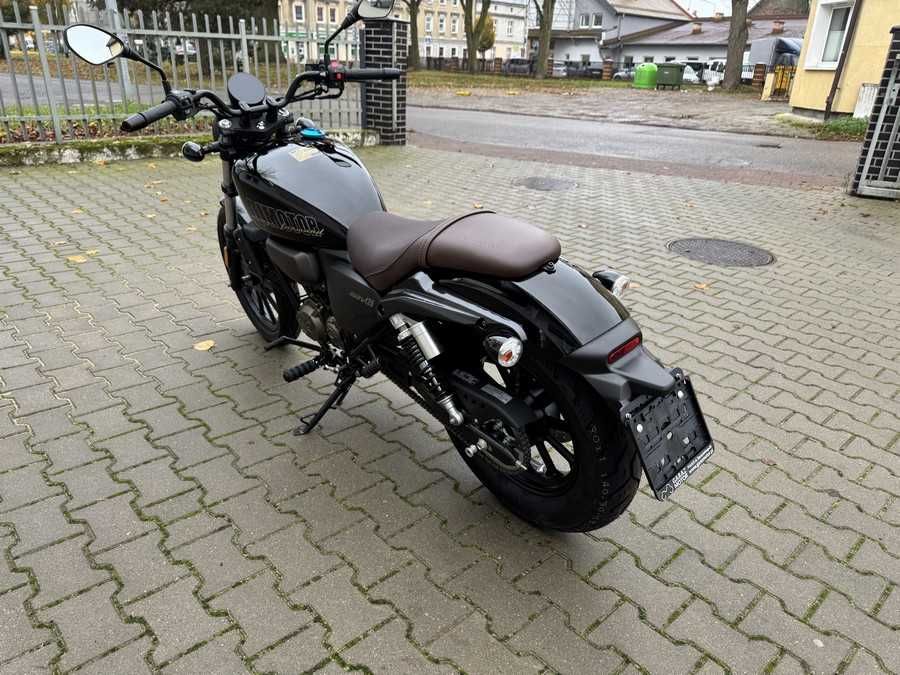 Qjmotor SRV 125 ABS model 2025