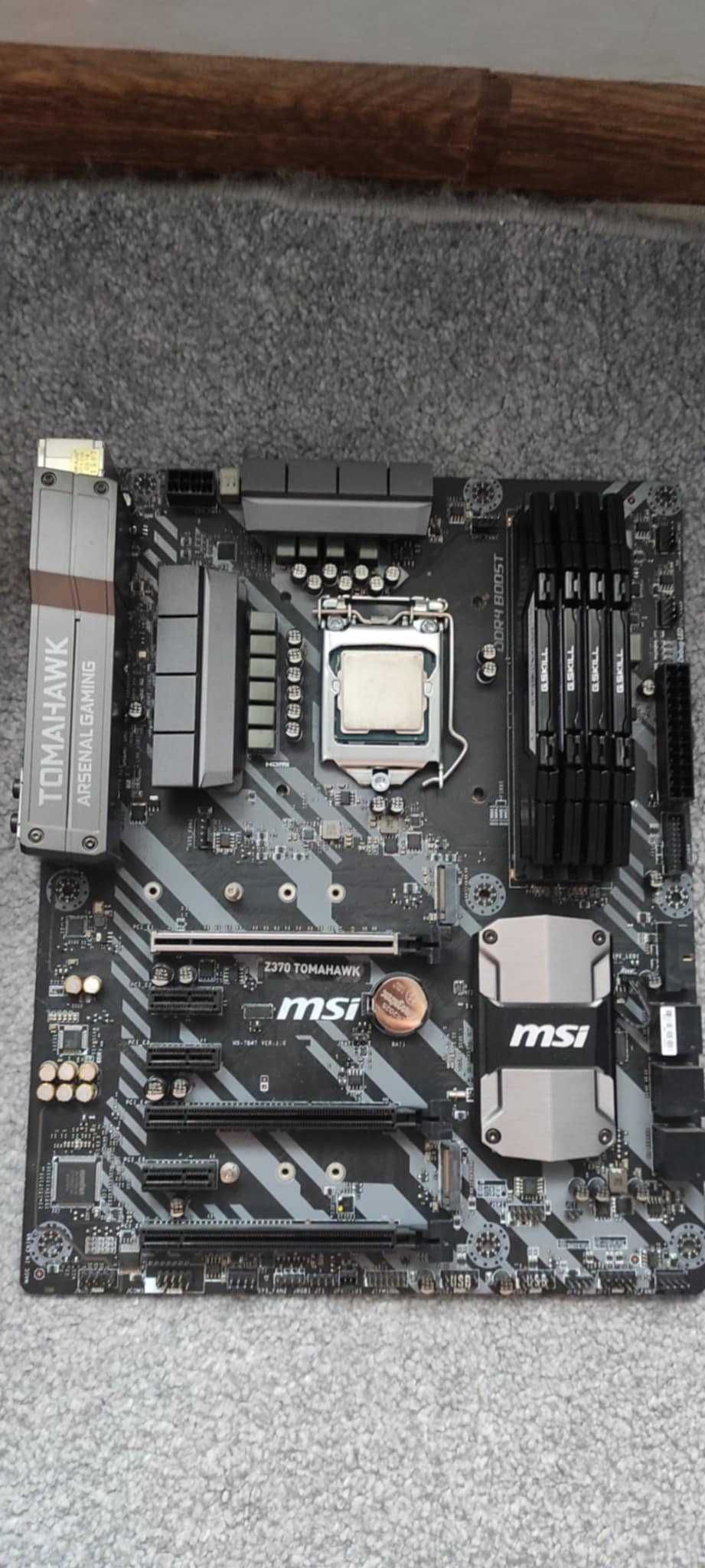 Procesori7 9700k płyta Z 370 TOMAHAWK 32gb ram ddr4 3200 +kar sieciowa