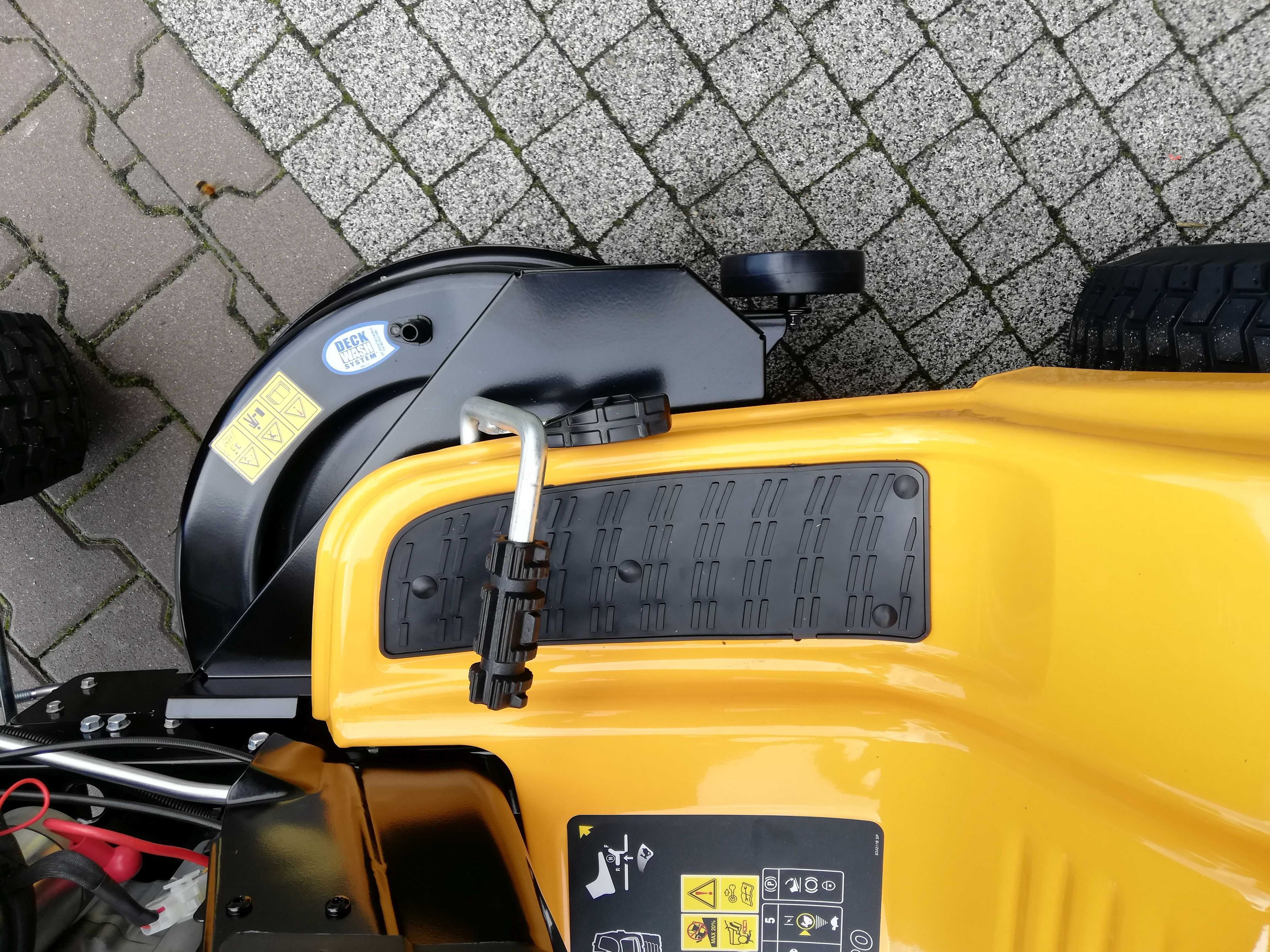 Traktorek kosiarka samojezdna Cub Cadet LT3 PR105 2 cylindry 22 KM