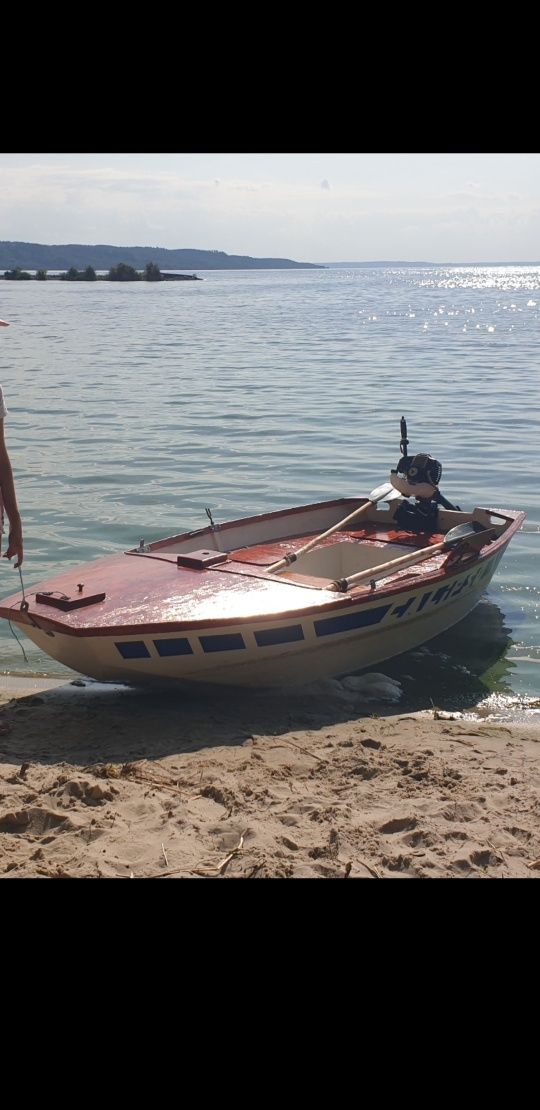 Човен. Туристично-спортивний швербот Чиж-2