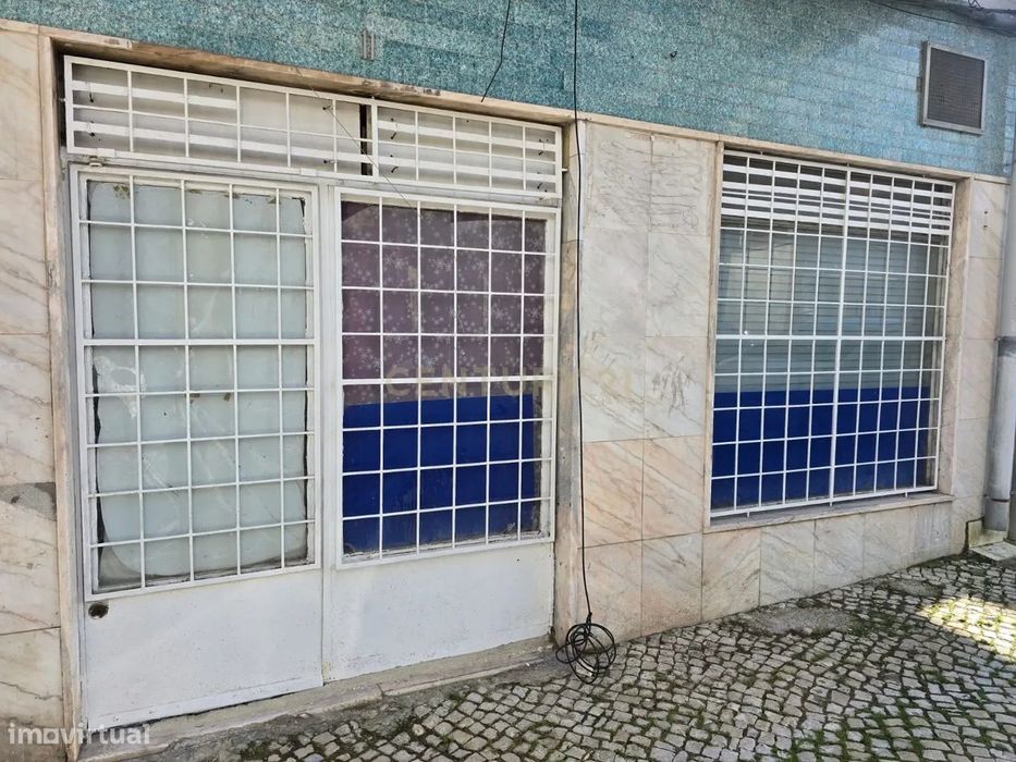 Arrendamento Loja no Lavradio, Barreiro: Excelente Localização e Acess