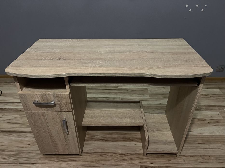 Sprzedam biurko i fotel