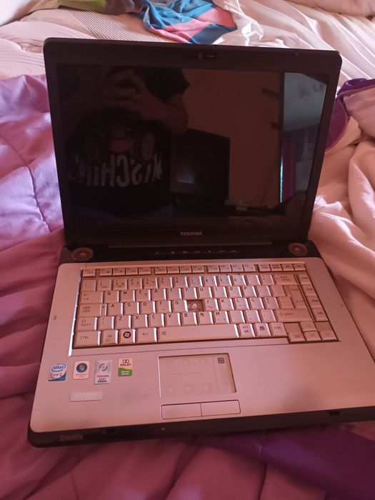 Computador toshiba com carregador