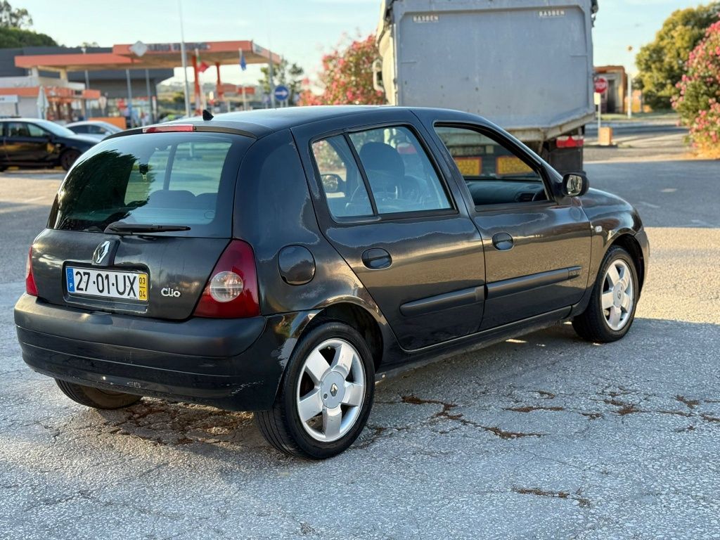Renault clio 1.2 16v