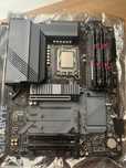 Płyta główna gigabyte B660 Gaming X DDR4+i5 12400f+32GB DDR4+zasilacz