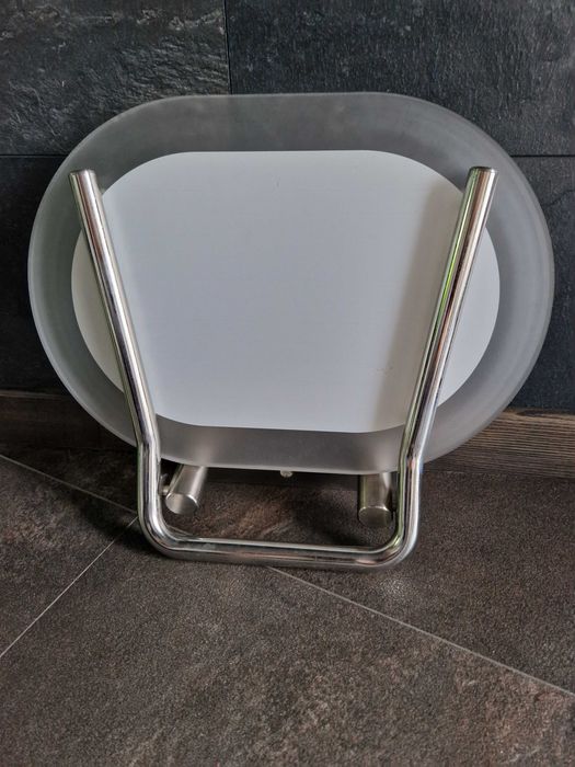 Крісло для душевої кабіни