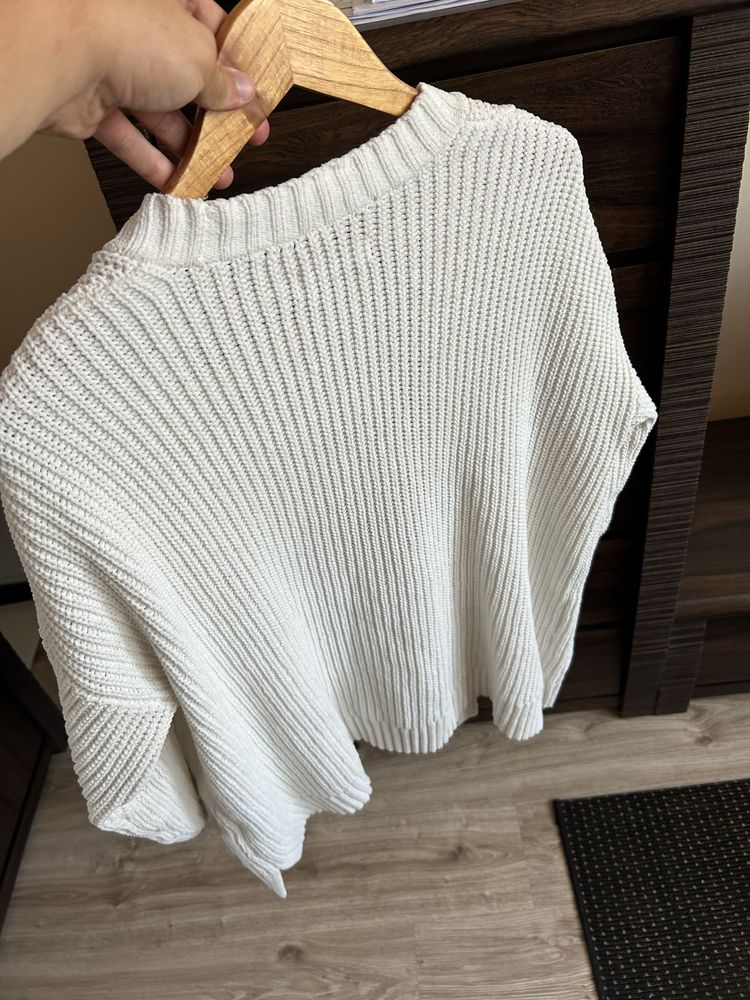 Sweter kardigan beżowy kremowy hollister L gruby splot