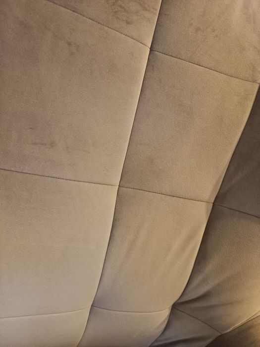 Szary fotel uszak welur CASEY Black red White