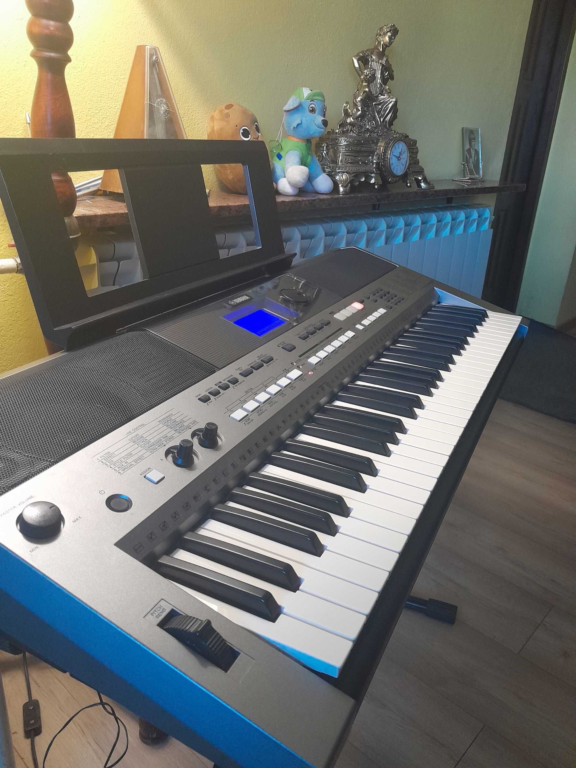 Yamaha PSR E 443(keyboard, klawiatura dynamiczna)