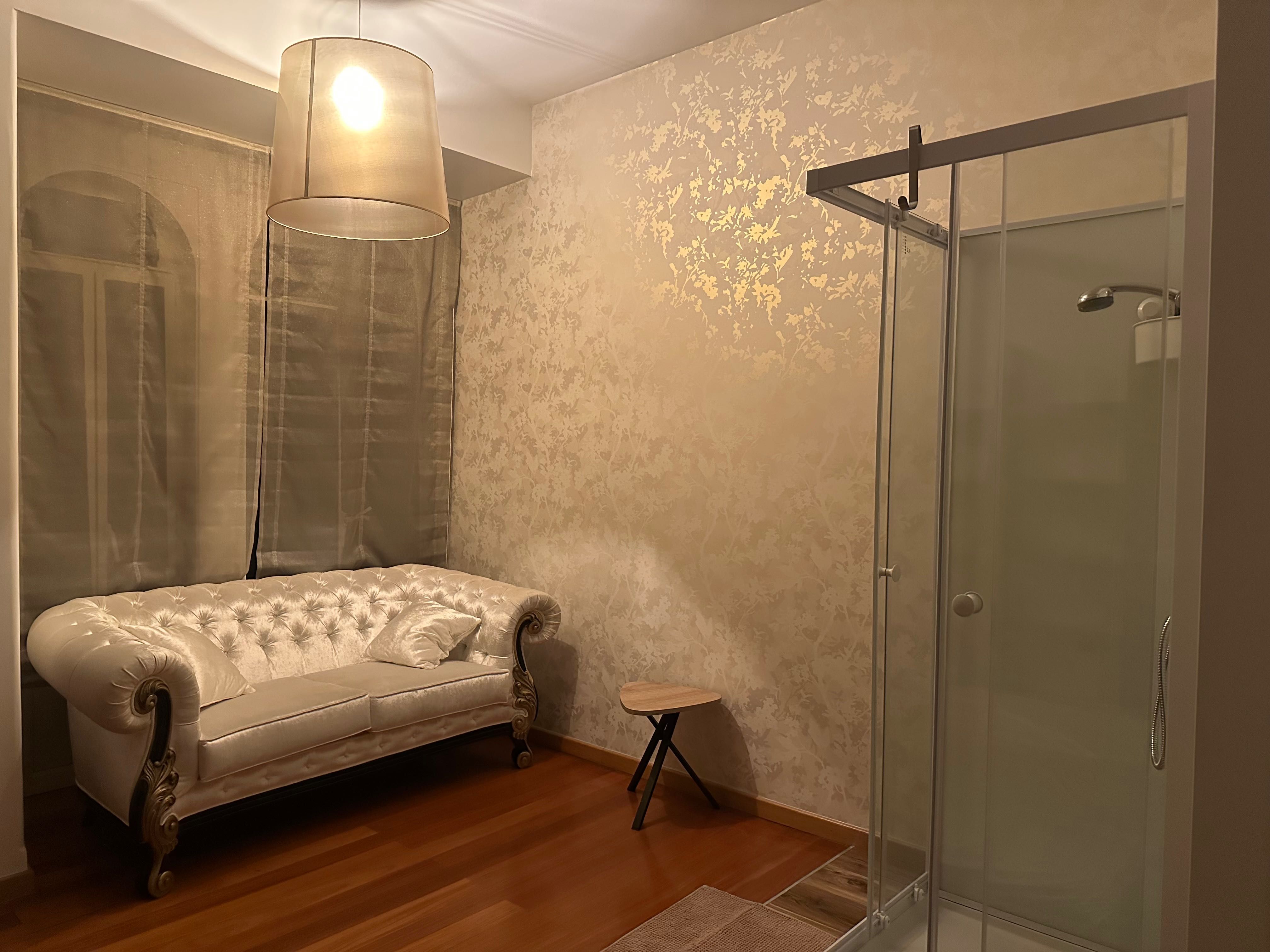 Alugo gabinetes de massagem