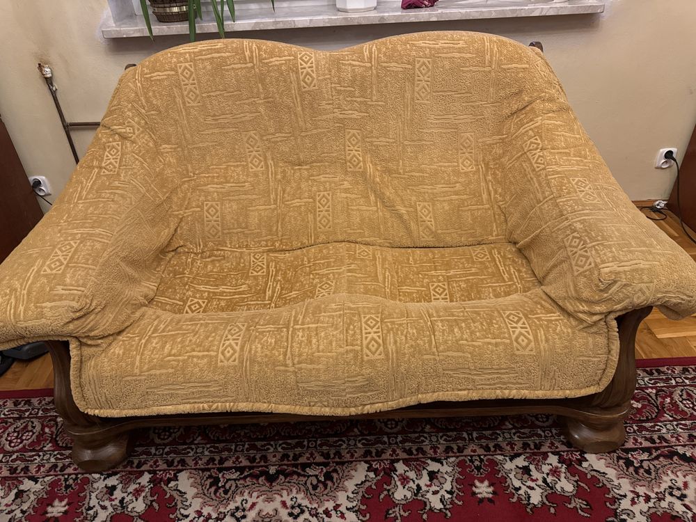 Sofa.