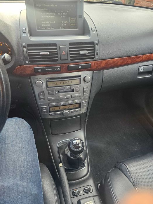 Sprzedam Toyota Avensis 2,2L Diesel