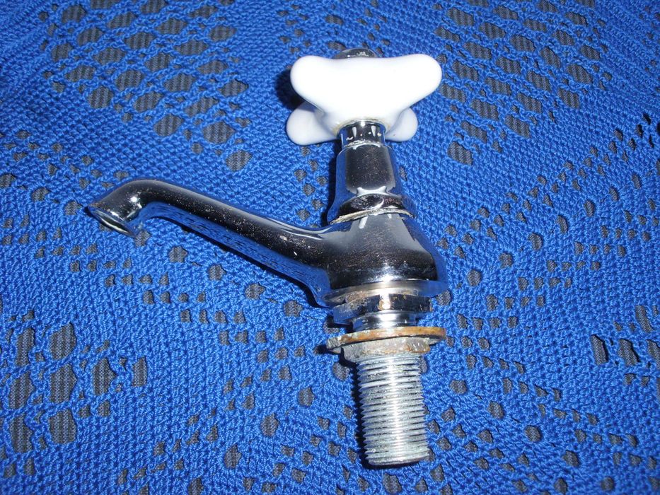 Kran do umywalki / zlewu