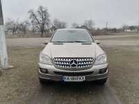 Авто Mercedes-Benz ML 350