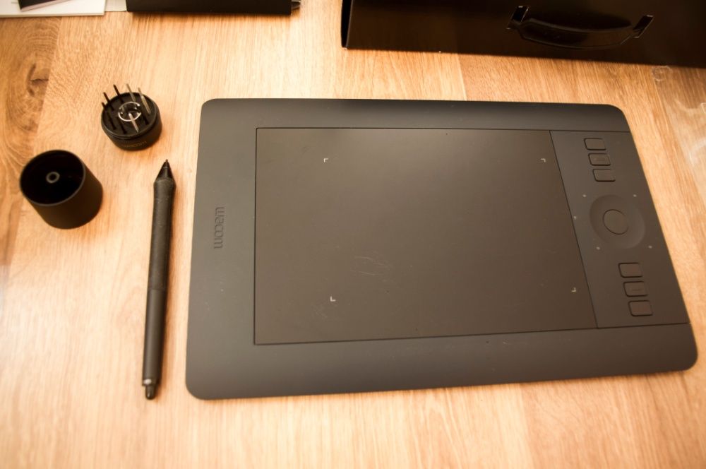 графічний планшет Wacom Intuos Pro S