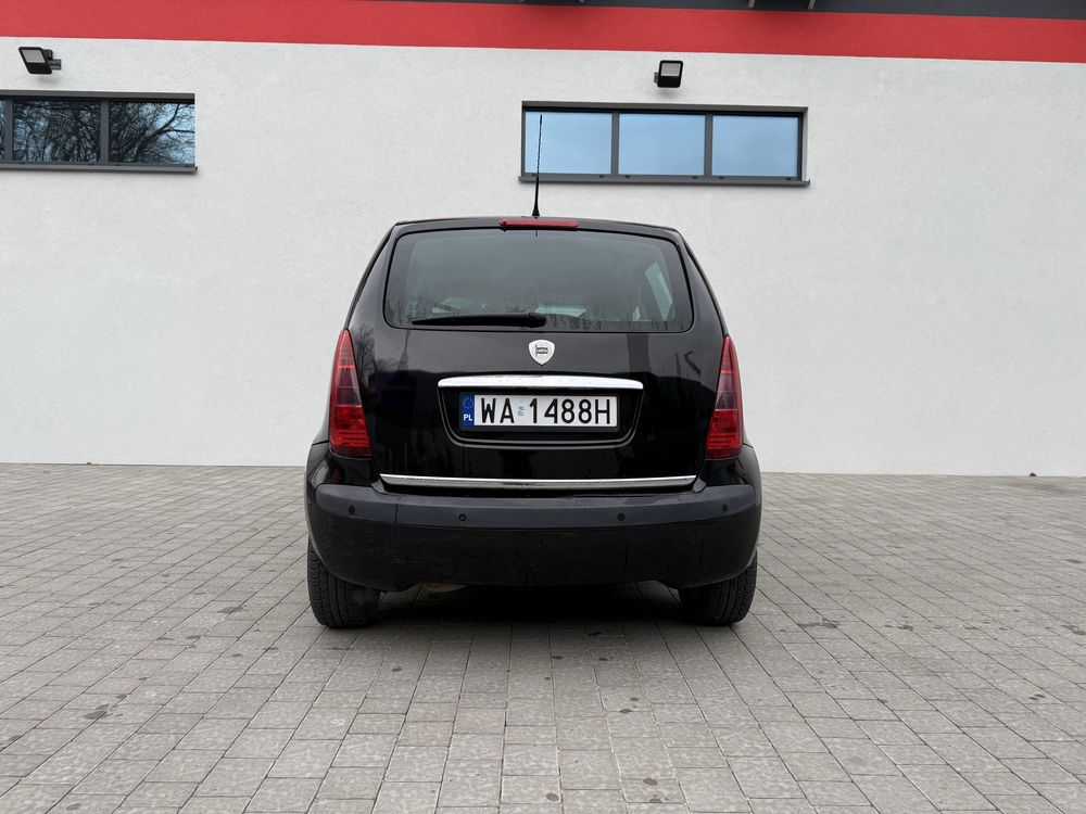 Lancia Musa 1,4 benzyna 2007, Stan Bardzo Dobry
