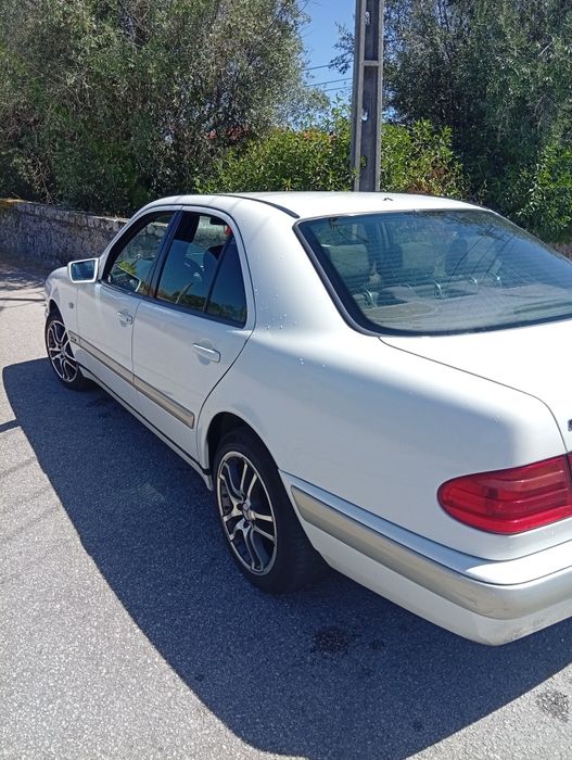 Vendo Mercedes E220