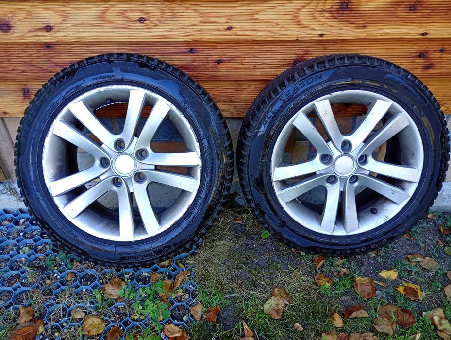 Komplet dwie opony z felgami 205/55 R16