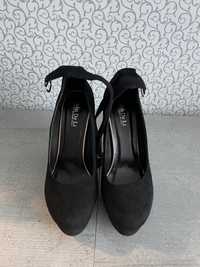 Туфлі замшеві , туфлі на каблуку, чорні туфлі, туфлі на платформі