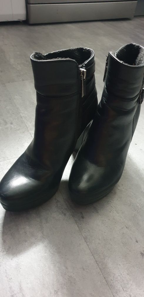 Damskie botki Lasocki 36 skóra!