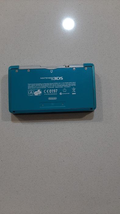 Nintendo 3ds, desbloqueado com cabo para carregar, bom estado
