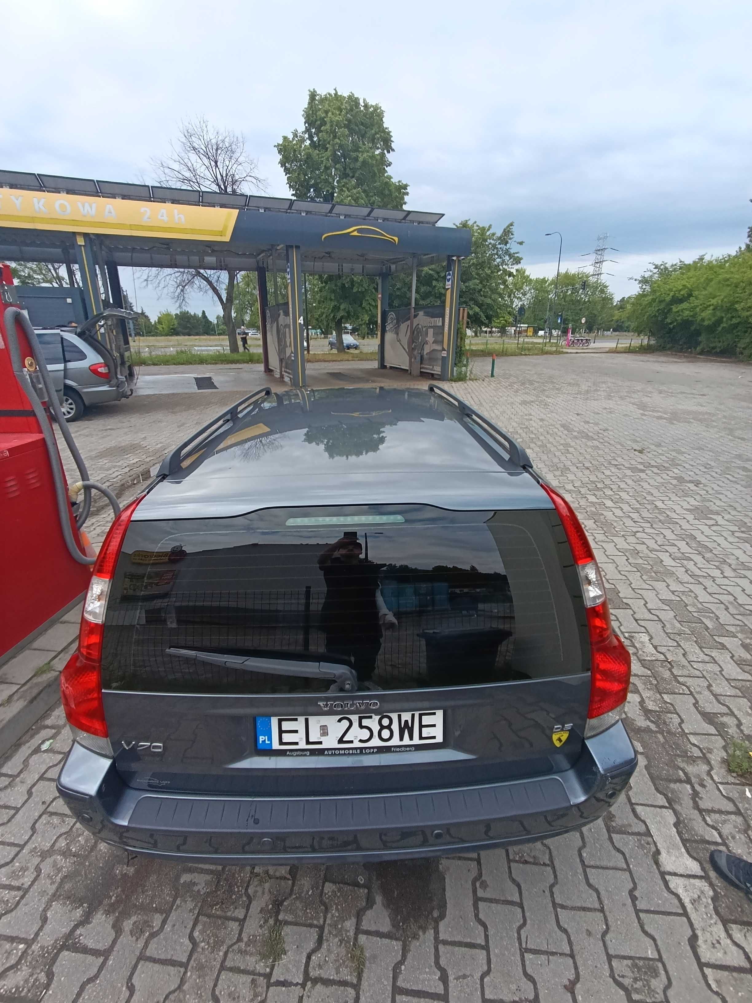 Volvo V70 2005r 185km