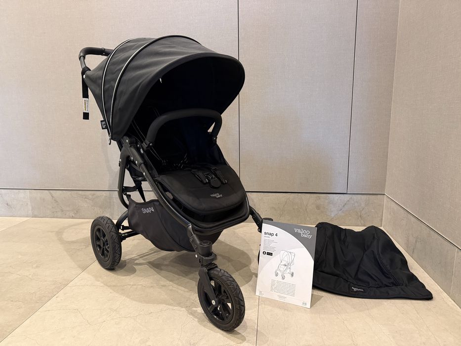 Valco Baby Wózek Spacerowy Snap 4 Coal Black
