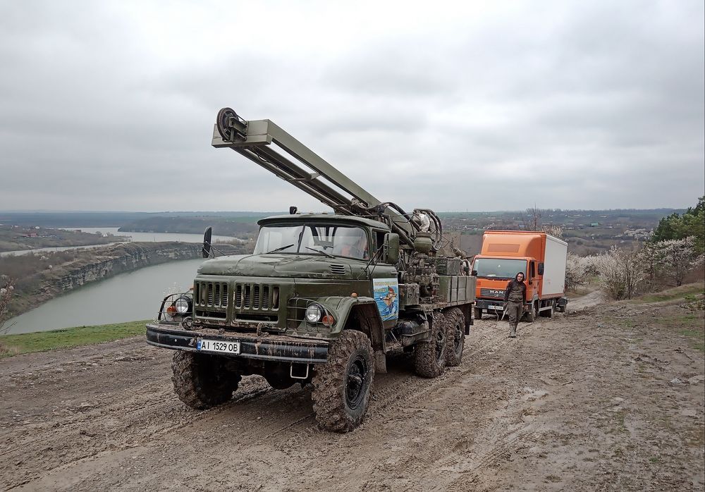 Буріння та облаштування свердловин під ключ