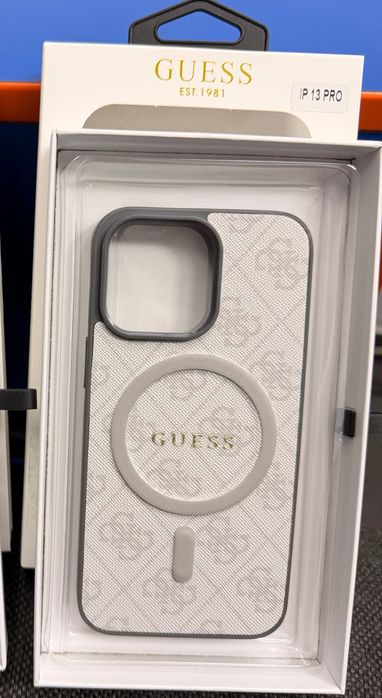 Продам нові чехли Guess на iphone