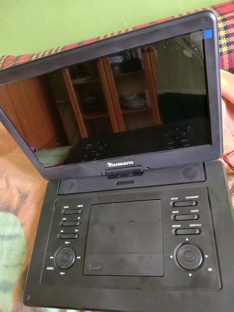 DVD Portable video PLAYER 16 cal Przenośny