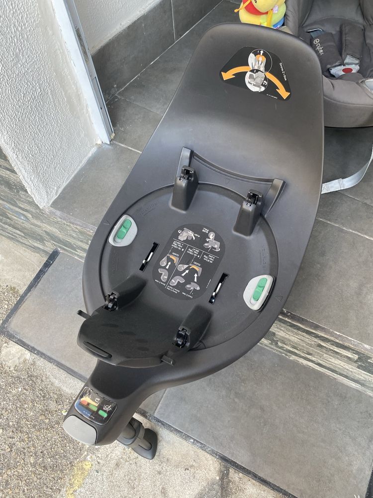 Ovo + Base Isofix Cybex