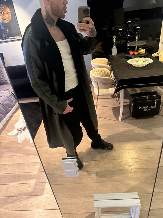 Zielony khaki oliwkowy płaszcz ocieplany kożuch kożuszek męski asos