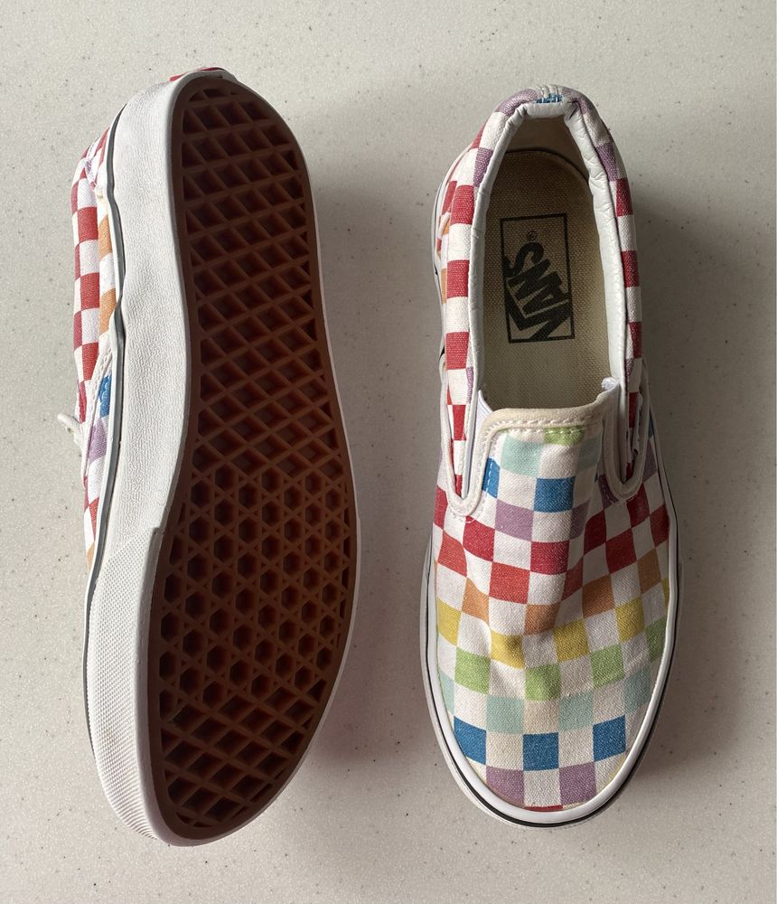 vans kratka rozm. 36,5 23 cm