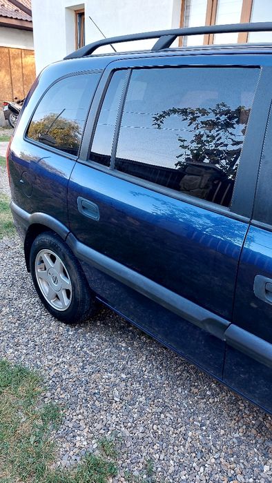 Opel Zafira A Опель Зафіра 1.6 бензин 2000р