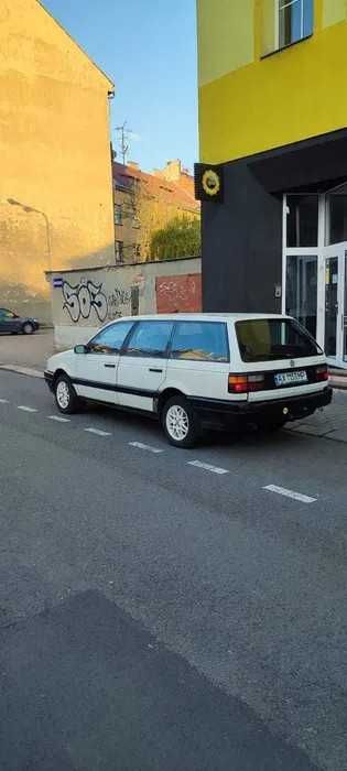 Volkswagen Passat B3